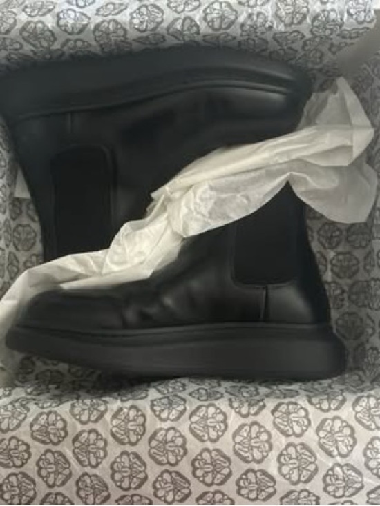 Alexander McQueen Chelsea Boot main image 2